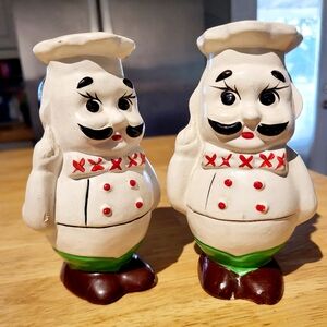 Vintage Italian Chef Hand Painted Mid-century Salt & Pepper Shakers
